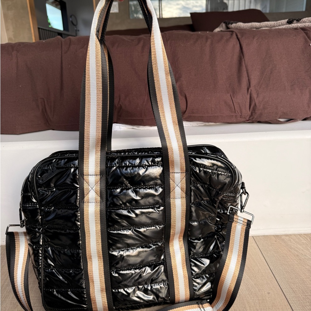 Stylish Black Quilted Women's Pockleball Bag - Picture 6 of 12